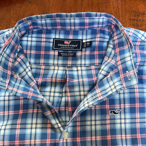 Vineyard Vines Button Down Shirt - Picture 2 of 2